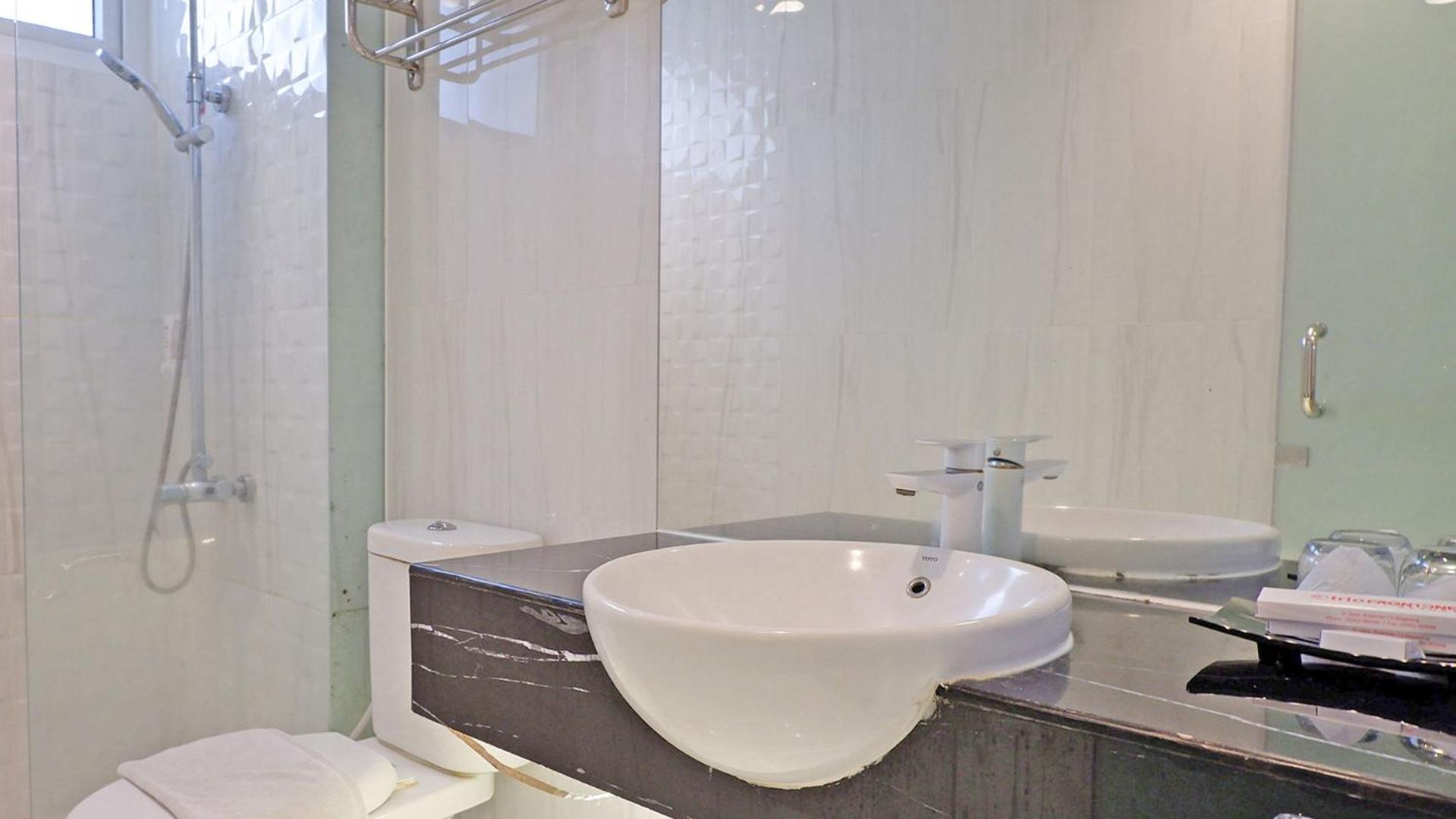 Front One Resort Магеланг Екстериор снимка