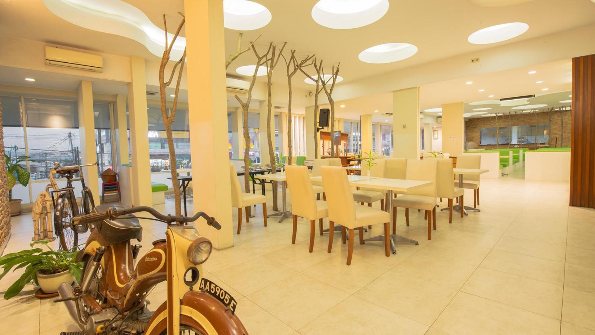 Front One Resort Магеланг Екстериор снимка
