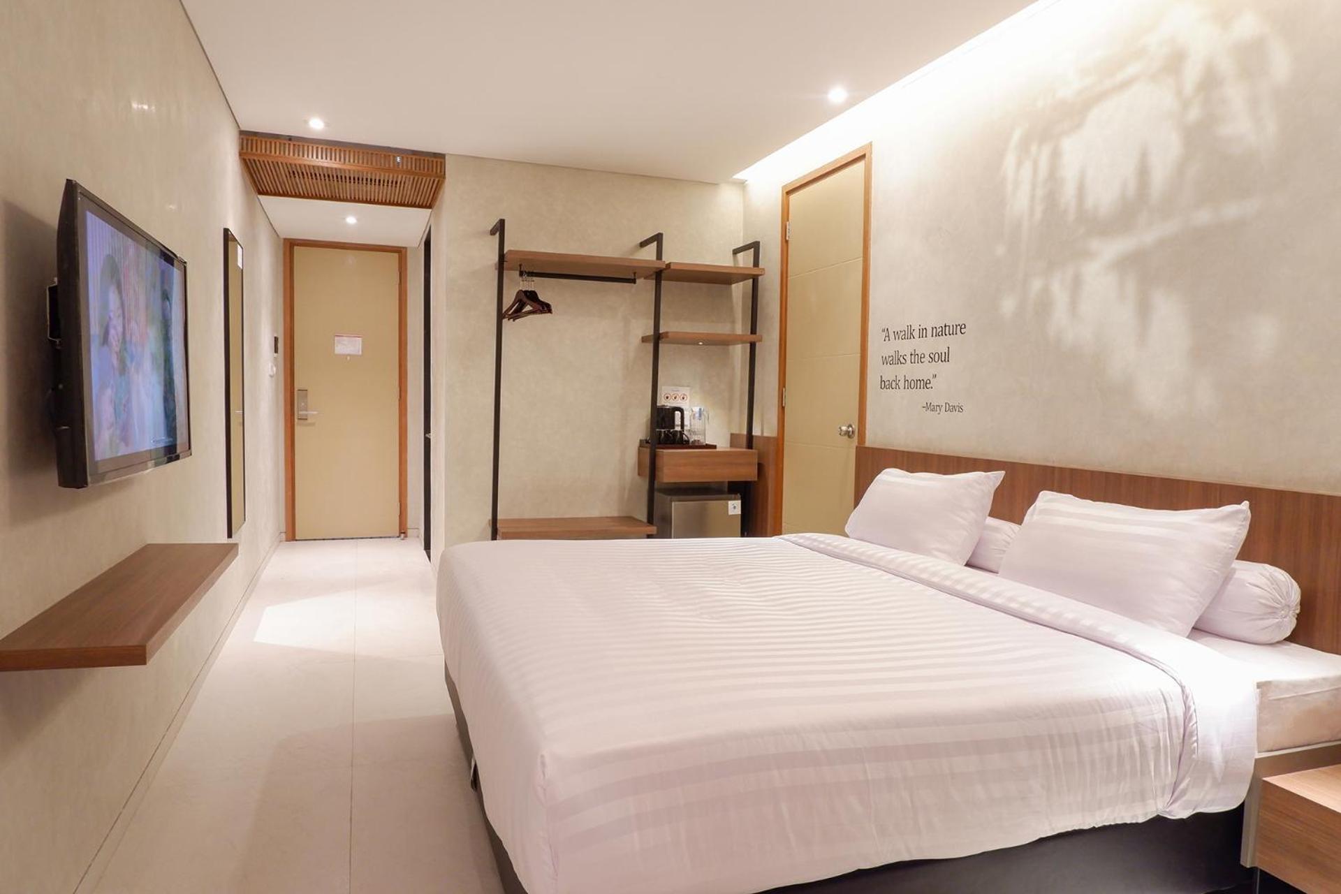 Front One Resort Магеланг Екстериор снимка